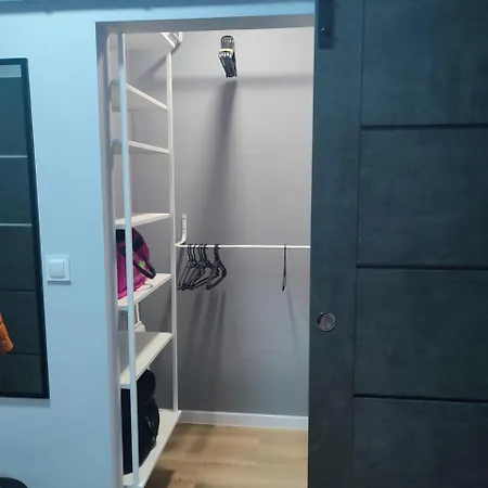 Apartment Happy